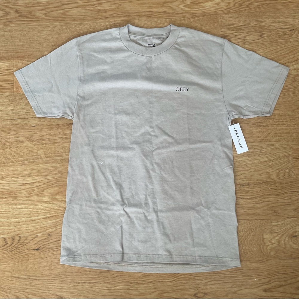 NWT Obey Peace & Justice Graphic T-Shirt Off White Tan Mens Small NEW PacSun